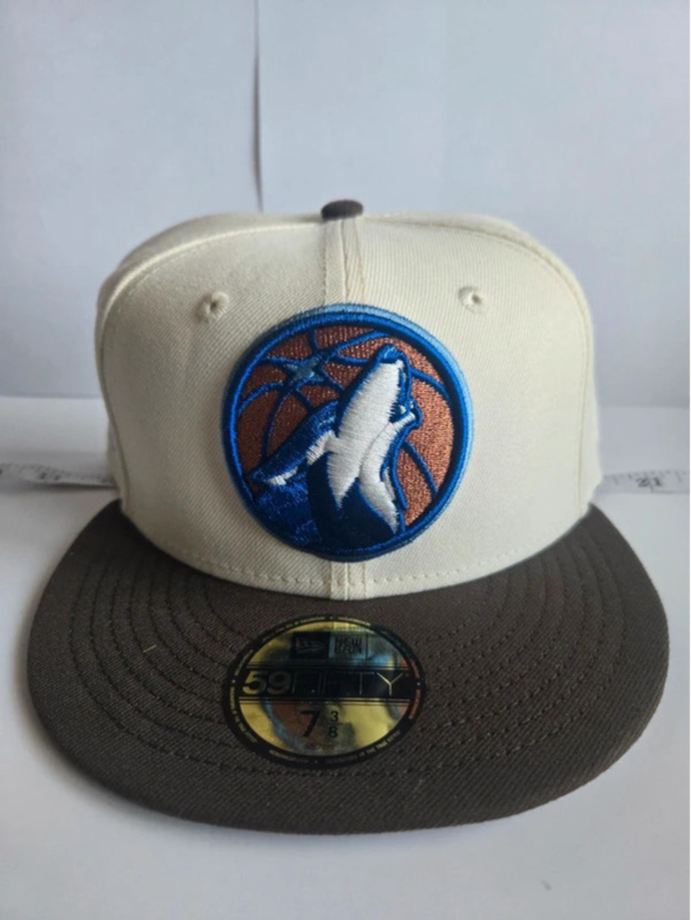 Minnesota Timberwolves New Era 59FIFTY Fitted Hat 7 3/8 Cream Brown NBA NWT